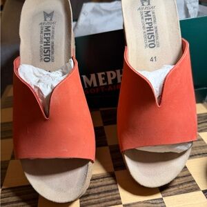 Mephisto Women's Vibrant Orange Mules Size 11